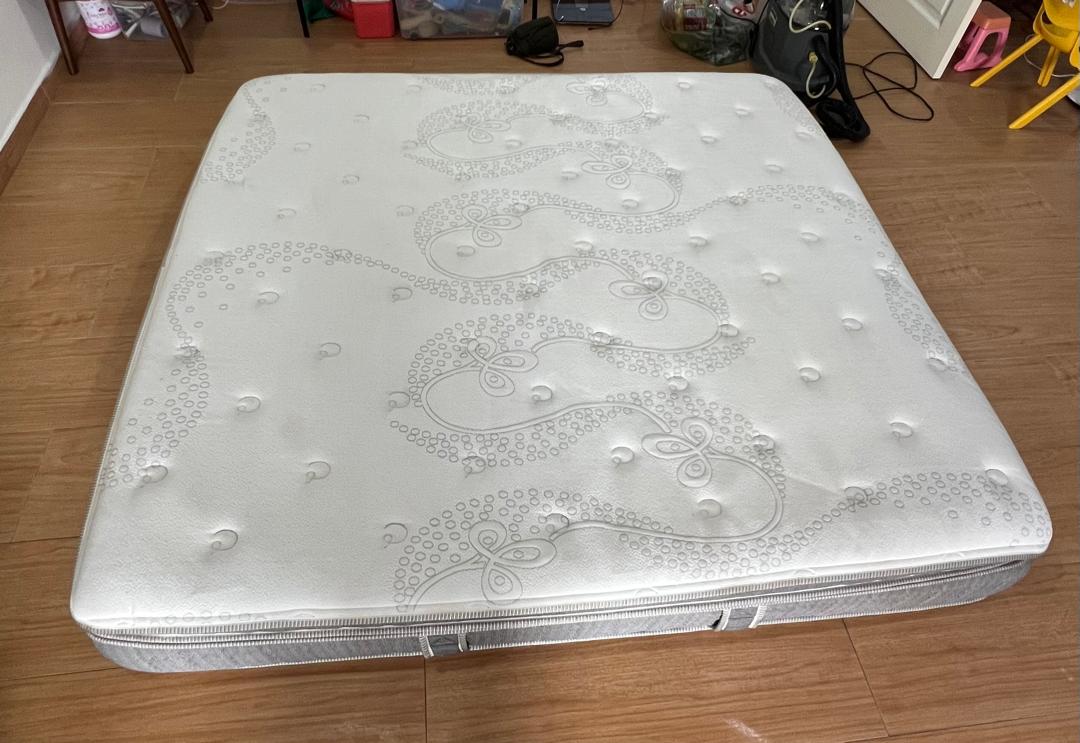 Mattress Deep Clean - After